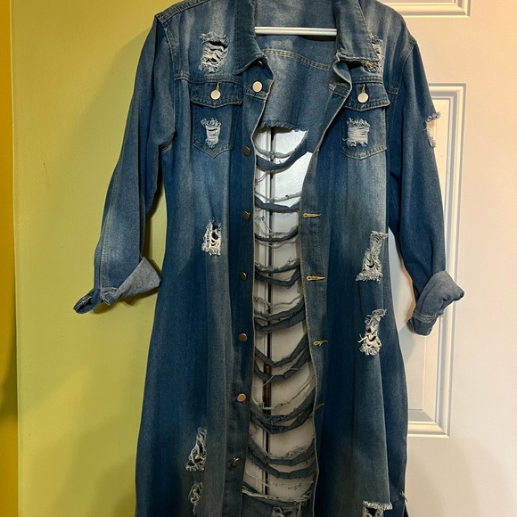 Long ripped jean jacket - Picture 2 of 4
